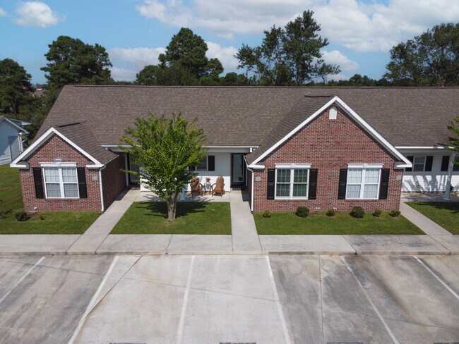 Building Photo - 3002 Lauren Pl Dr
