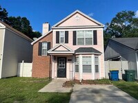 Building Photo - Updated 3BR/2BA Home with Fenced Backyard in Dunn Ave / Highlands Area