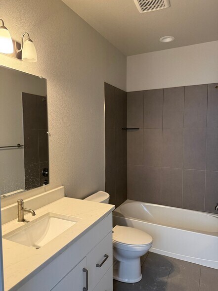 Building Photo - 837 Cherokee Dr