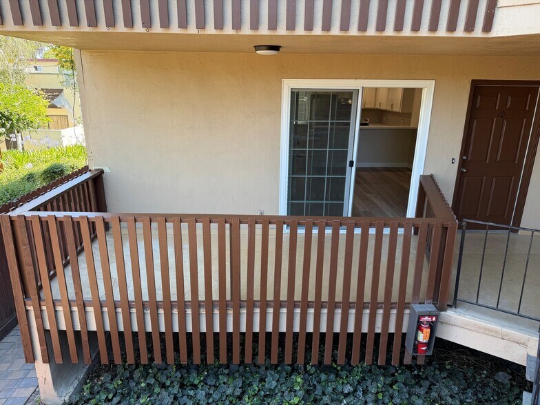 Building Photo - 2066 Fruitdale Ave