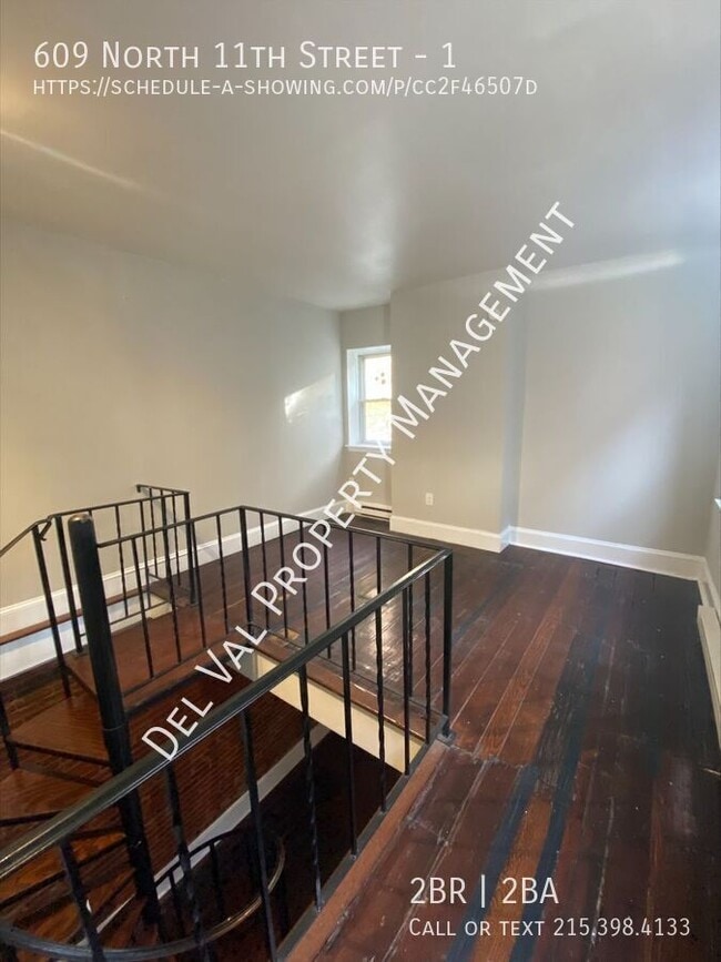 Building Photo - 609 N 11th St