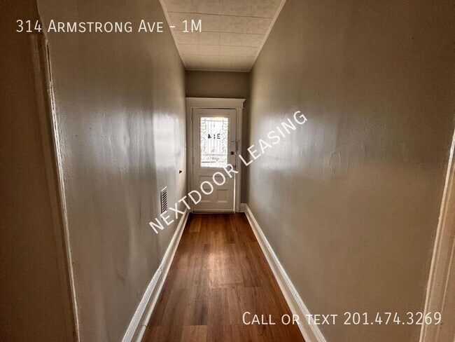 Building Photo - 314 Armstrong Ave