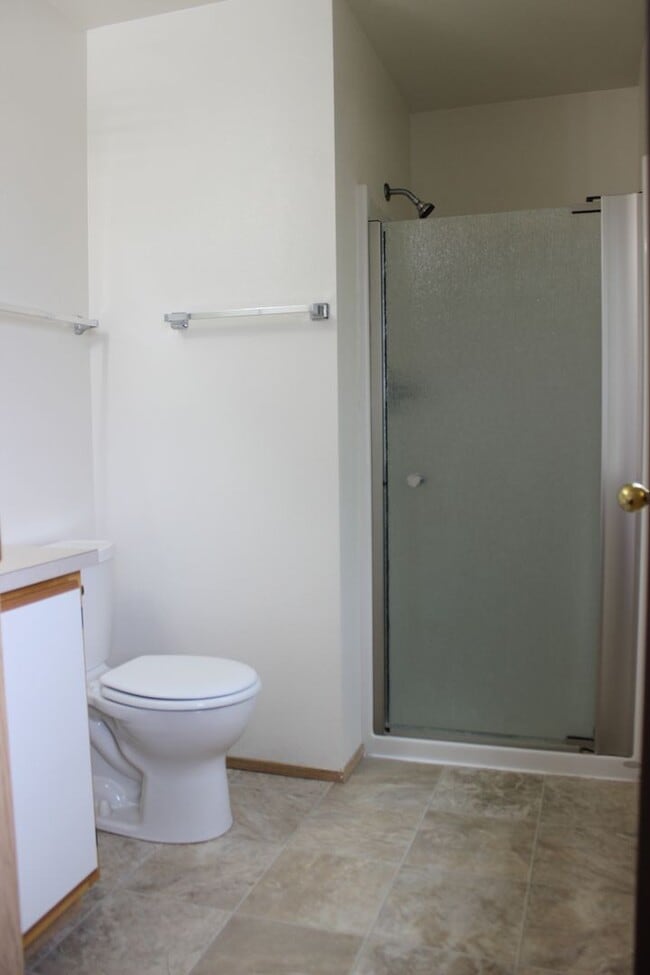 Building Photo - 3 br, 2.5 ba home in quiet Scappoose neighborhood