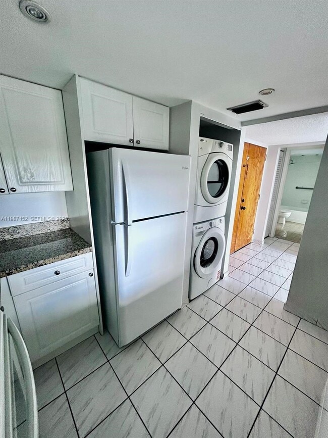 Building Photo - 11750 SW 18th St