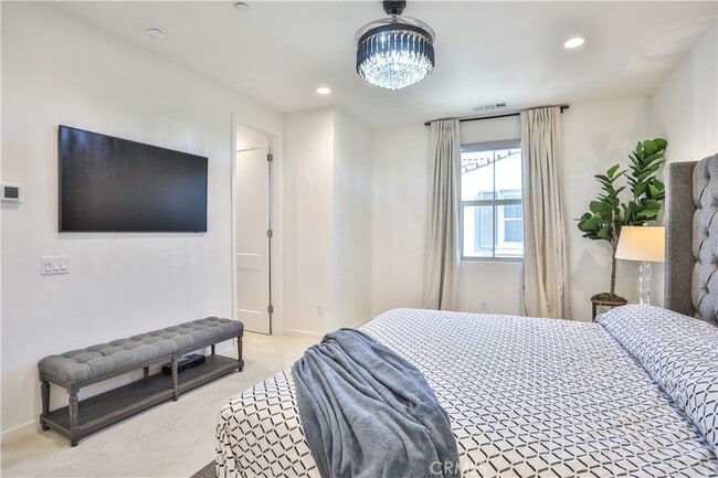 Building Photo - 224 Babson Ct