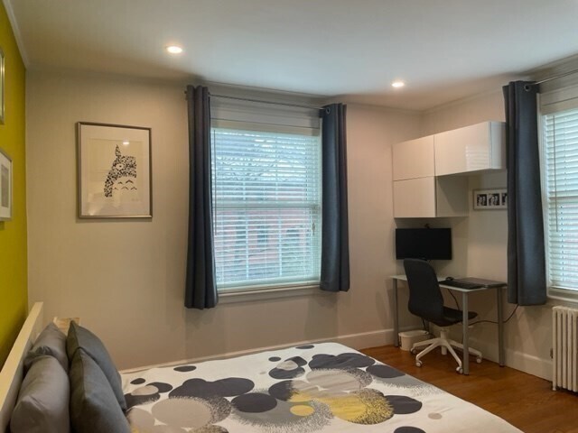 Building Photo - 348 Harvard St