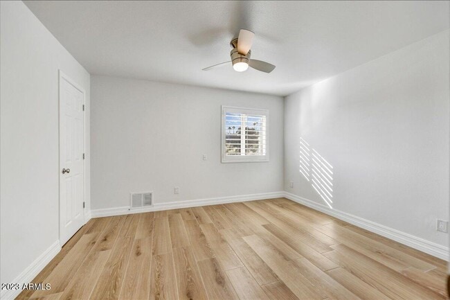 Building Photo - 12641 N Mimosa Dr