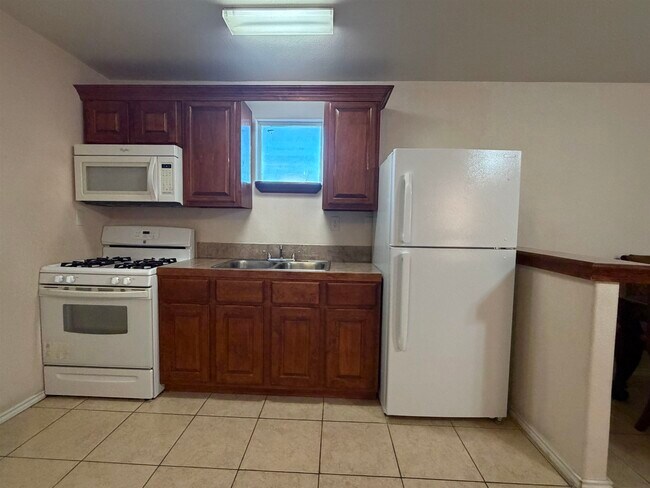 Building Photo - 10214 Blitzen Dr