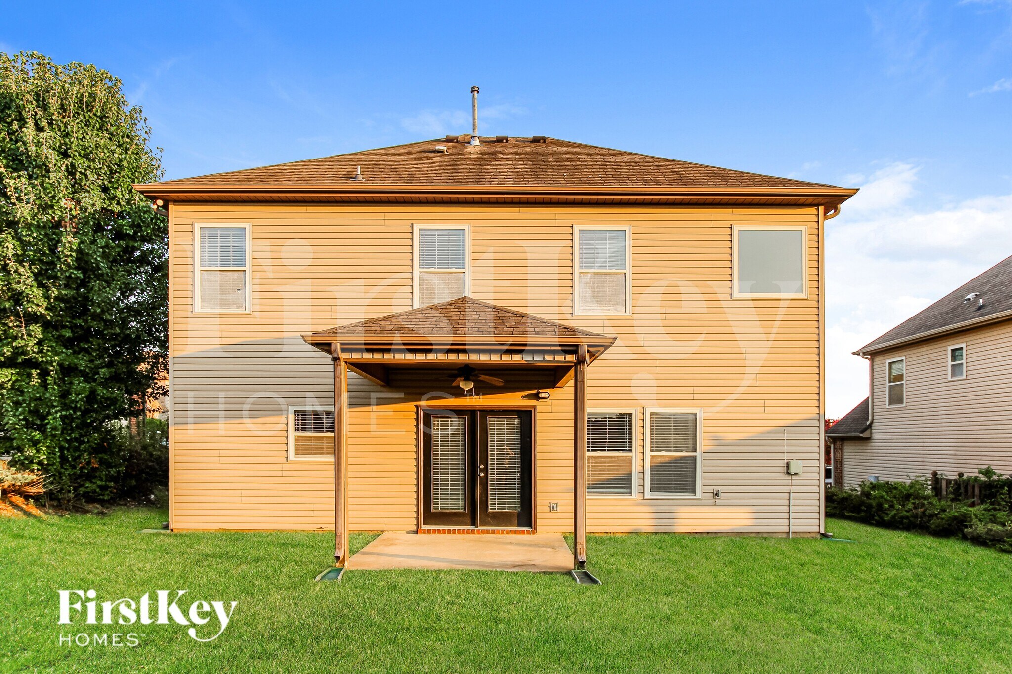 Building Photo - 2045 Kensington Ct