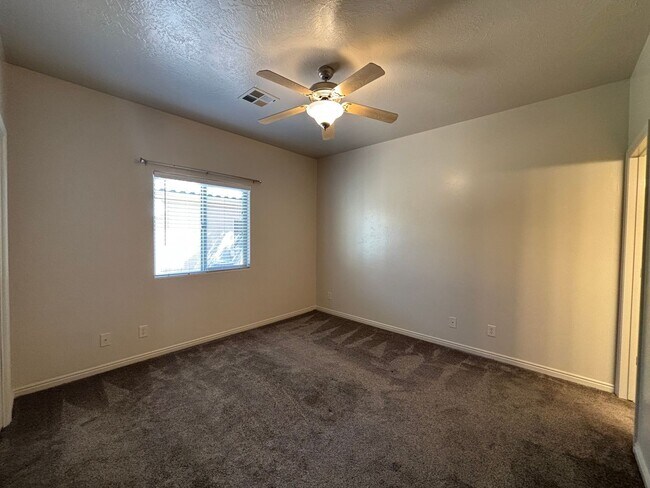 Building Photo - Grand Legacy Near Sky Mountain Golf Course