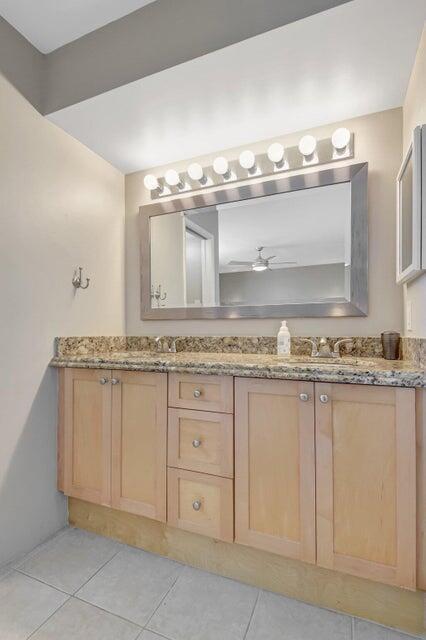 Building Photo - 950 Lavers Cir