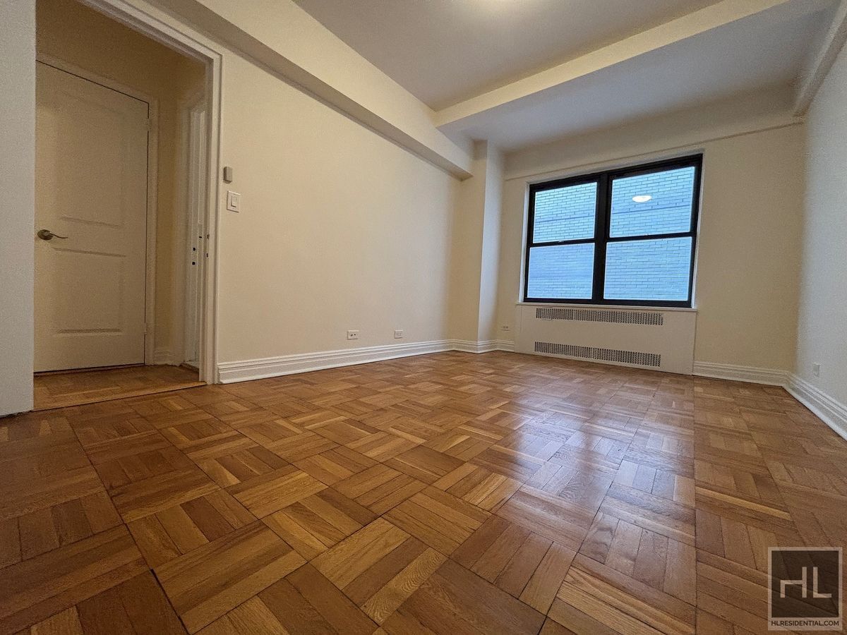 Building Photo - EAST 56 STREET