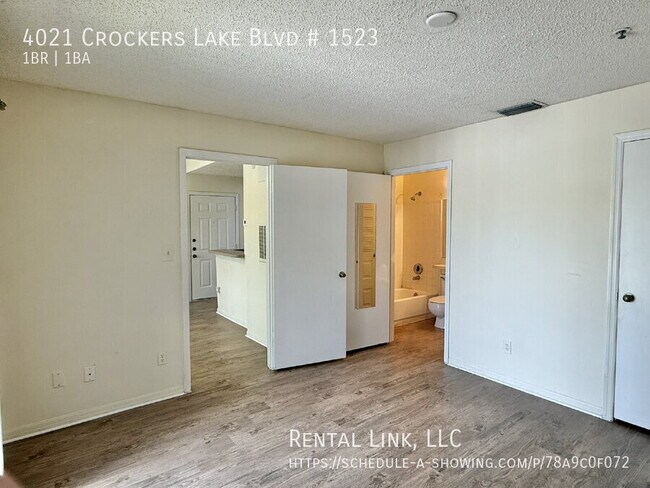 Building Photo - 4021 Crockers Lake Blvd