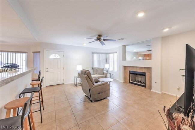 Building Photo - 271 Sunshine Springs Ct