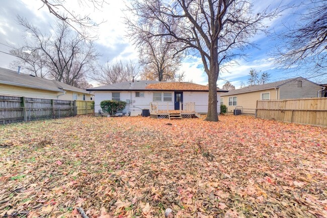 Building Photo - 2 Bed | 1 Bath