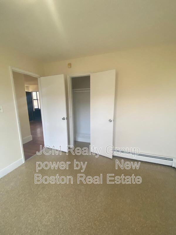 Building Photo - 15 Victory Rd