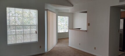 Building Photo - Lexington Place - 0734