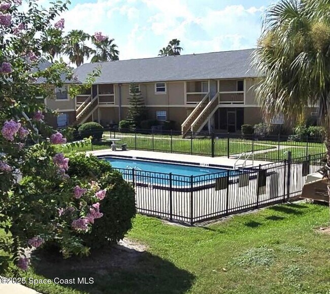 Building Photo - 294 Berkshire Ln