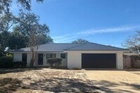 Building Photo - 117 Lincolnshire Dr