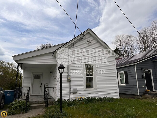 Building Photo - 508 Russell St