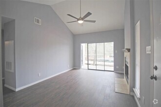 Building Photo - 3500 Tangle Brush Dr