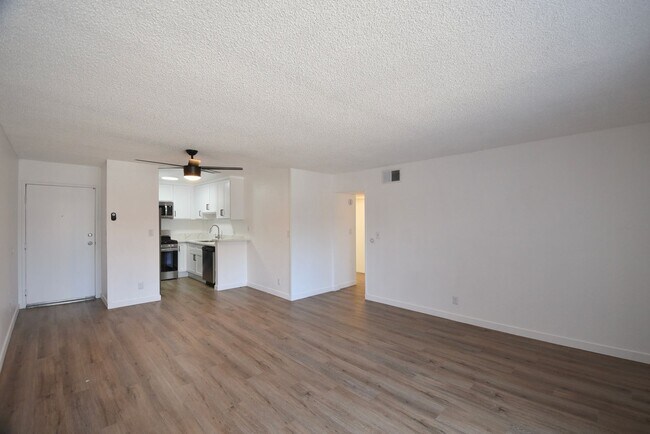 Building Photo - 7032 Remmet Ave