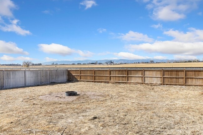 Building Photo - Modern 4-Bedroom Ranch Home with Mountain Views and 3-Car Garage