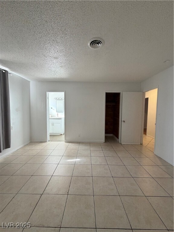 Building Photo - 4101 Esmeralda Ave