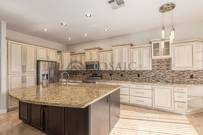 Building Photo - 745 W Citrus Way