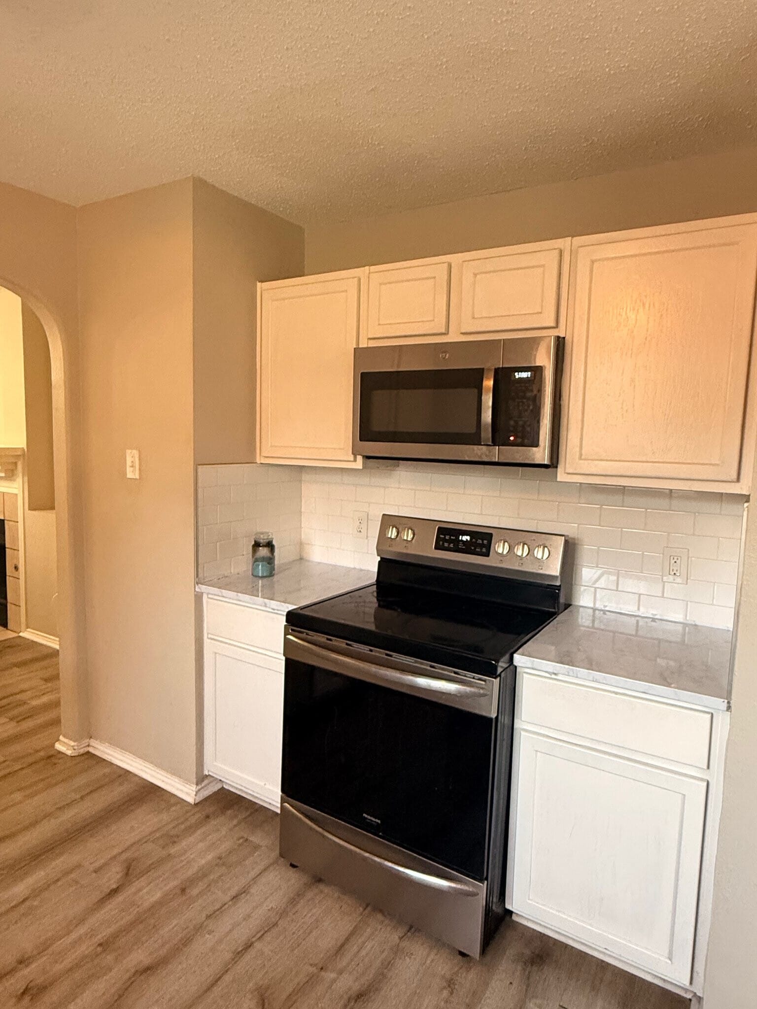 Building Photo - 4329 Apple Dr