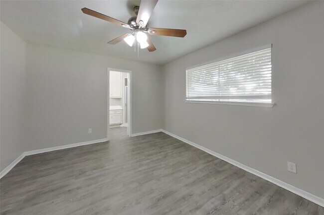 Building Photo - 23115 Earlmist Dr