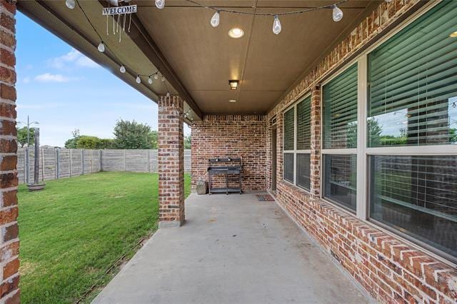 Building Photo - 605 Fenceline Dr
