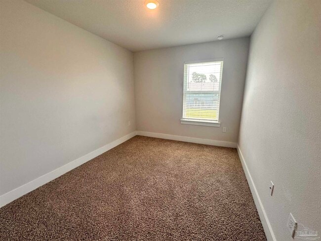 Building Photo - 1542 Iroquois Ct