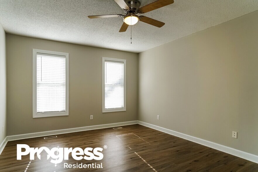 Building Photo - 602 Coventry Dr