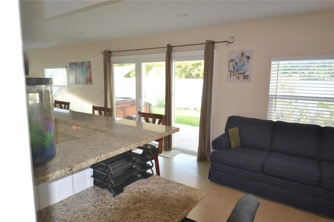 Building Photo - 3276 Buckhorn Dr