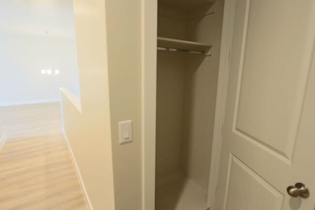 Building Photo - BRAND NEW: 2170+ SQFT and majestic VIEWS