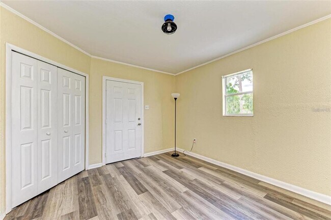 Building Photo - 7120 Elyton Dr