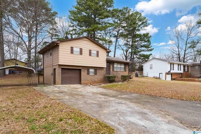 Building Photo - 3009 Burkwood Rd