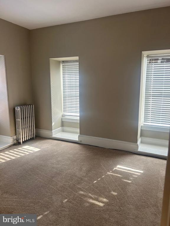 Building Photo - 349 Main St