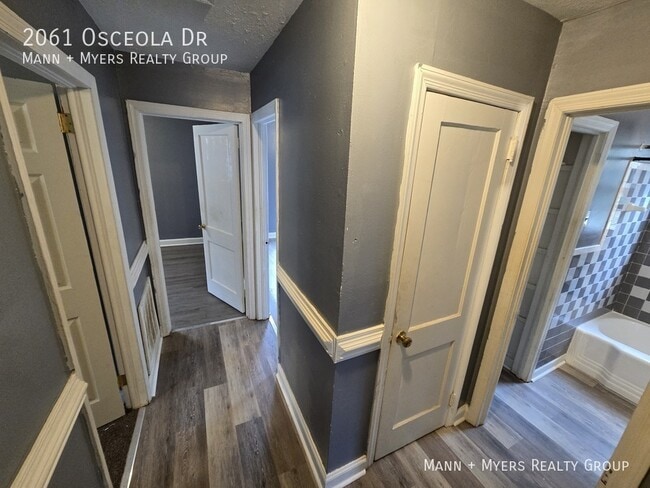 Building Photo - 2061 Osceola Dr