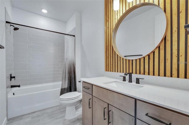 Building Photo - 6494 Rover Wy