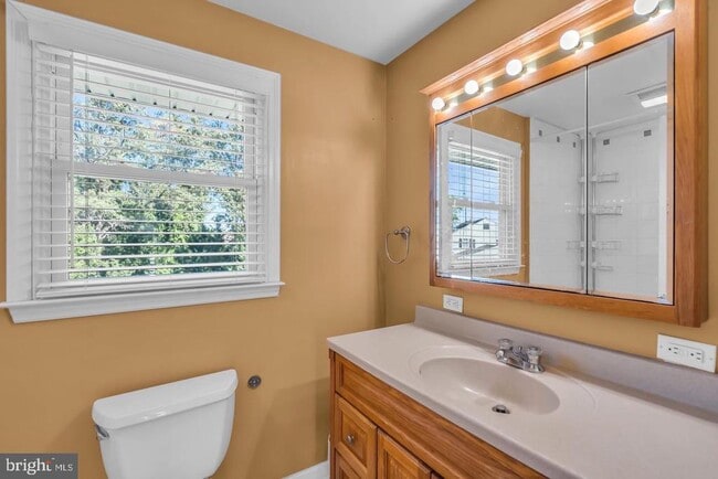 Building Photo - 721 Rancocas Ave