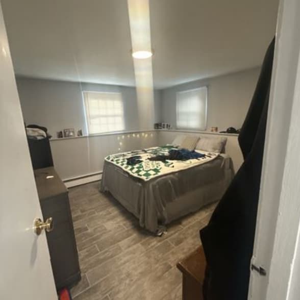 Building Photo - 20 Thomas Ave