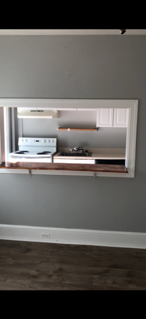 Building Photo - West Chester Student Rental | 3B/1B, Great Location, Available 6/15