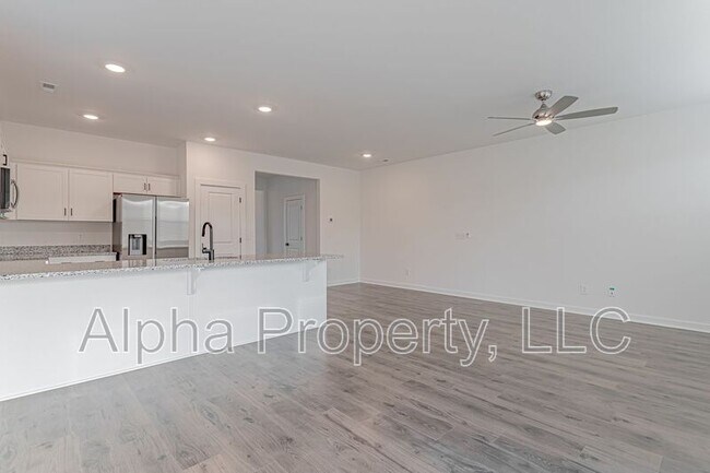 Building Photo - 1455 Darrowby Wy
