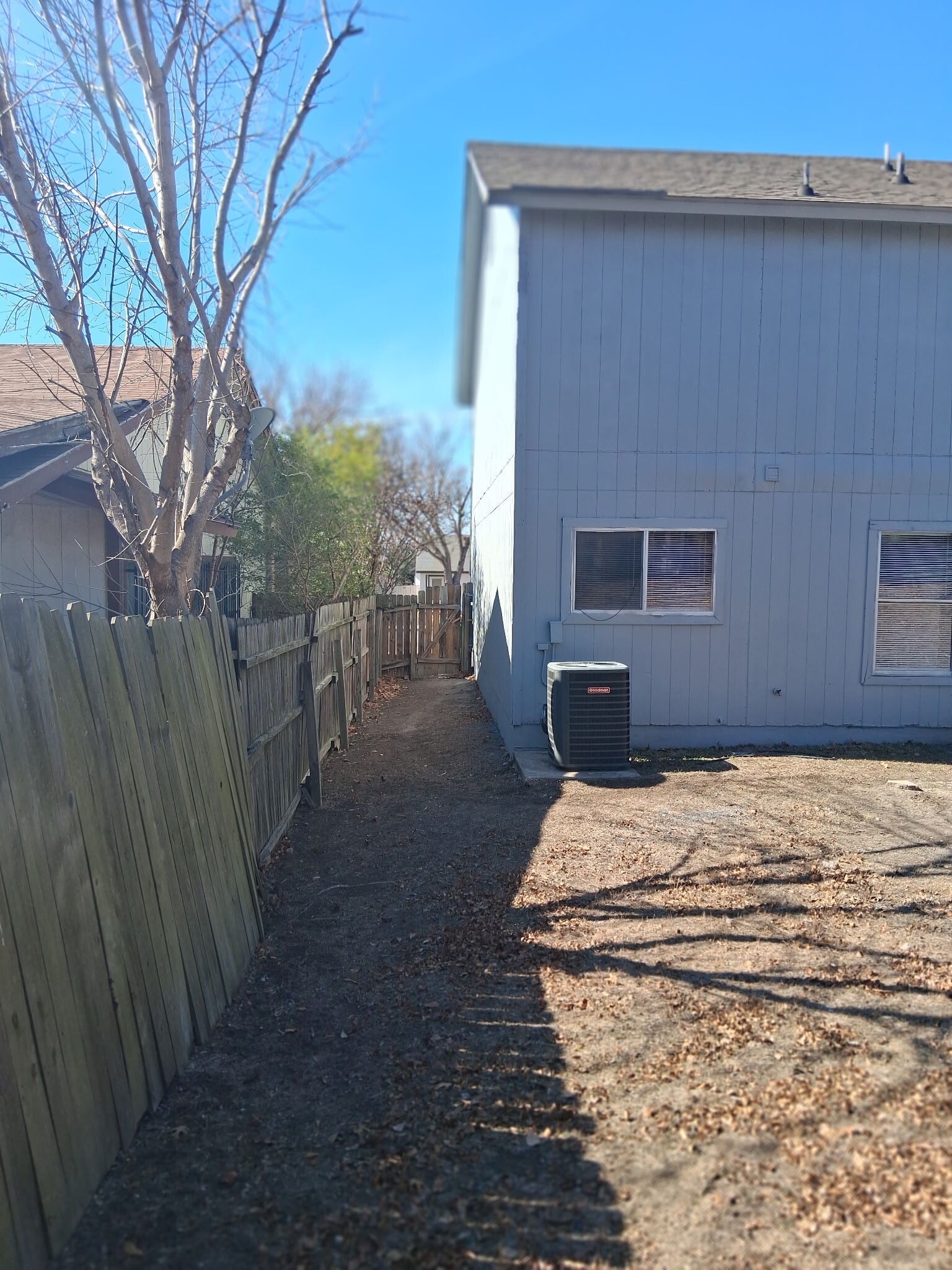 Building Photo - 874 Fillmore Dr