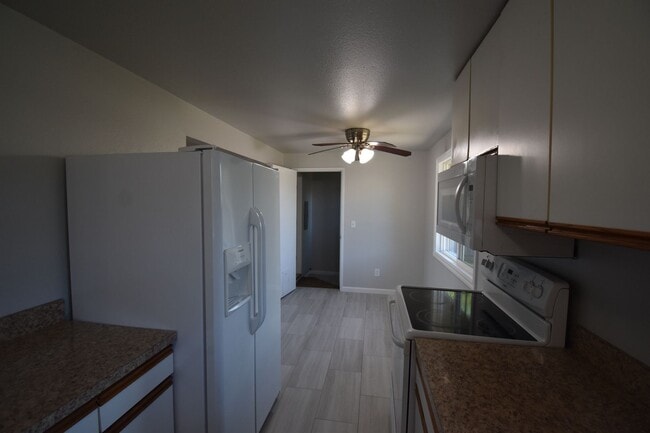 Building Photo - Elegant 4-Bedroom Corner-Lot Home