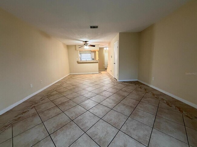 Building Photo - 7501 Gallineta Ct