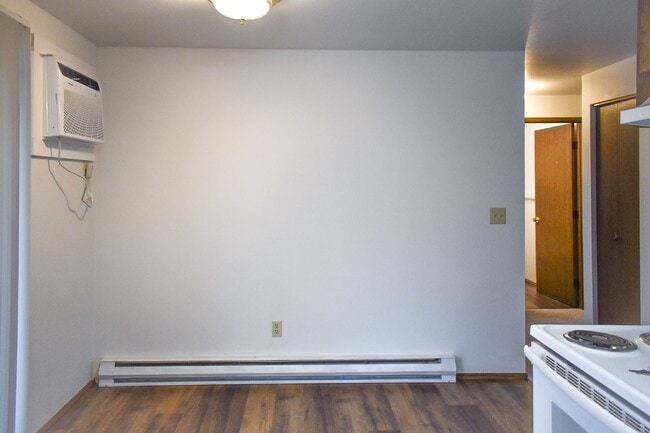 Interior Photo - Ferns Apartments