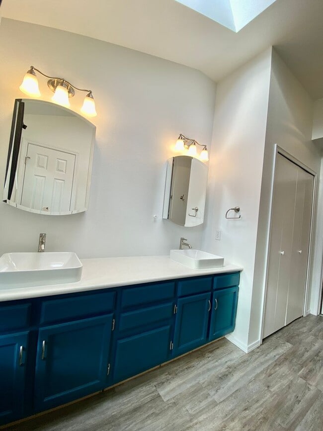 Building Photo - 4 Bedrooms on Corner Lot in 80920!  Dog Friendly!